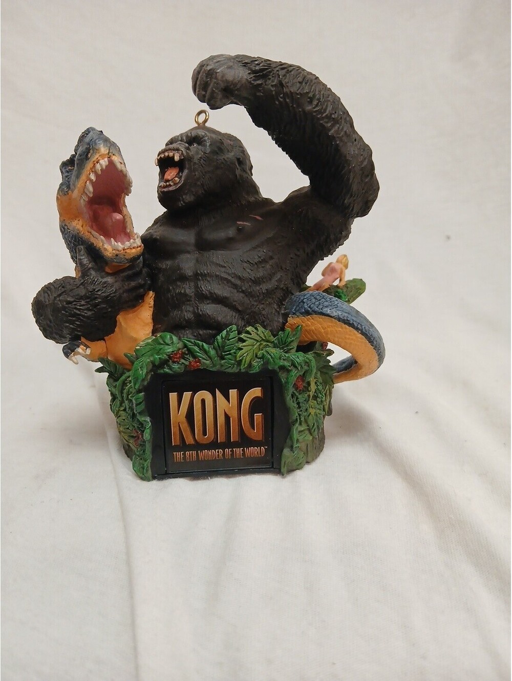 Universal Heirloom Carlton Cards Kong To The Rescue #148 Christmas Ornament